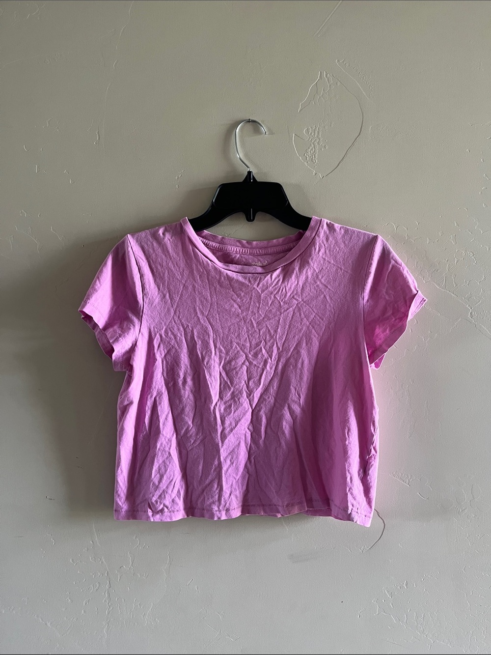 Universal Thread Women's Light Pink Crewneck Crop Tee